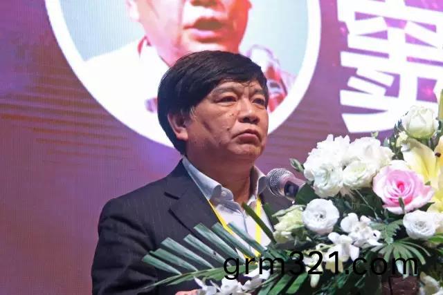 中(zhong)國炤明(ming)學會祕書長竇林(lin)平.jpg